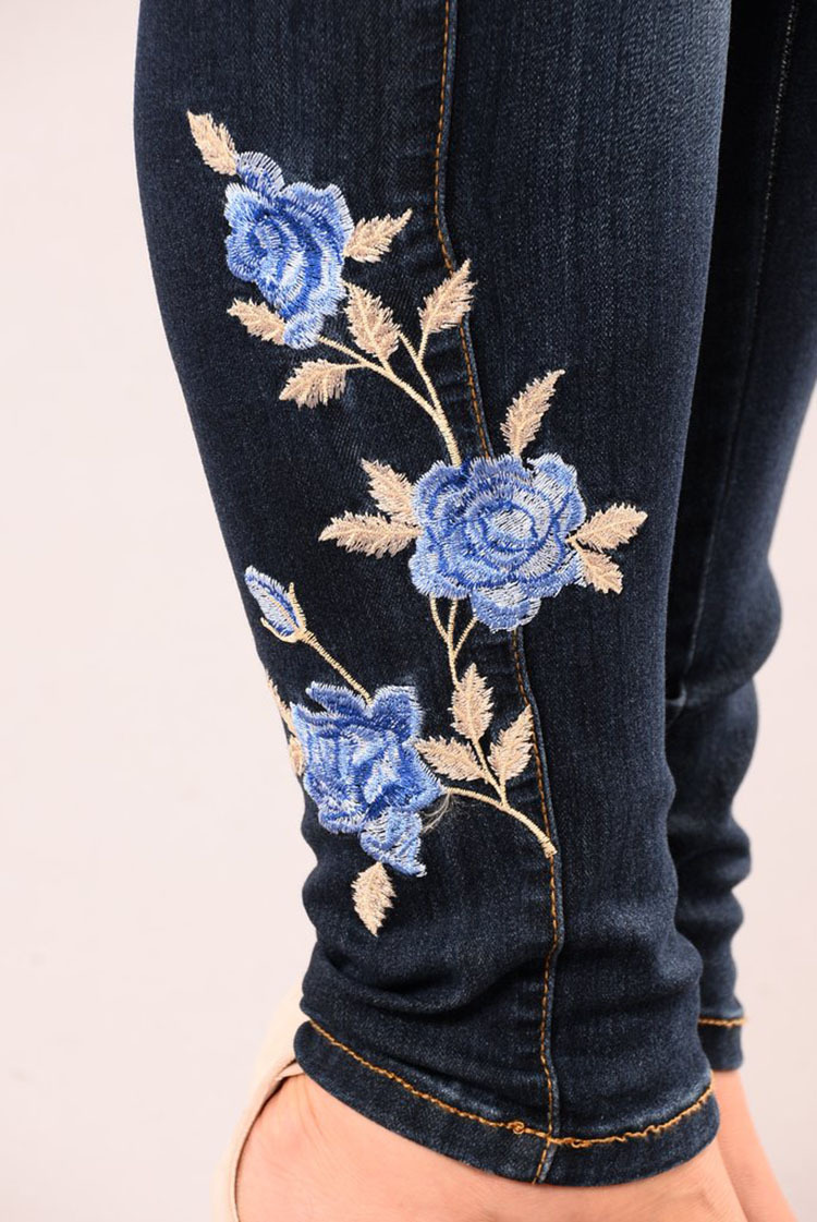 SZ60109 embroidered denim jeans